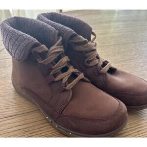Chaco Barbary Hiking Ankle Fold Over Boots Women's 7.5 Mahogany Fall Winter